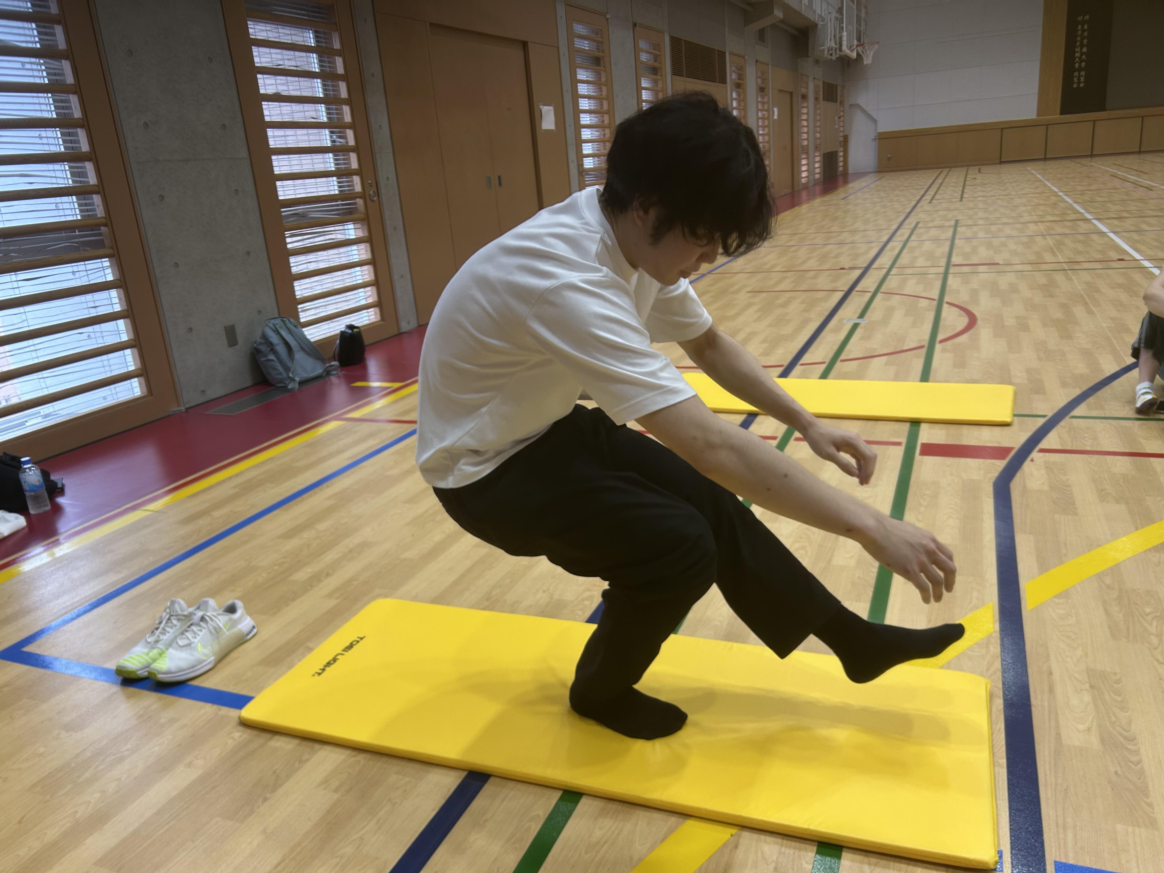 片足立ち②