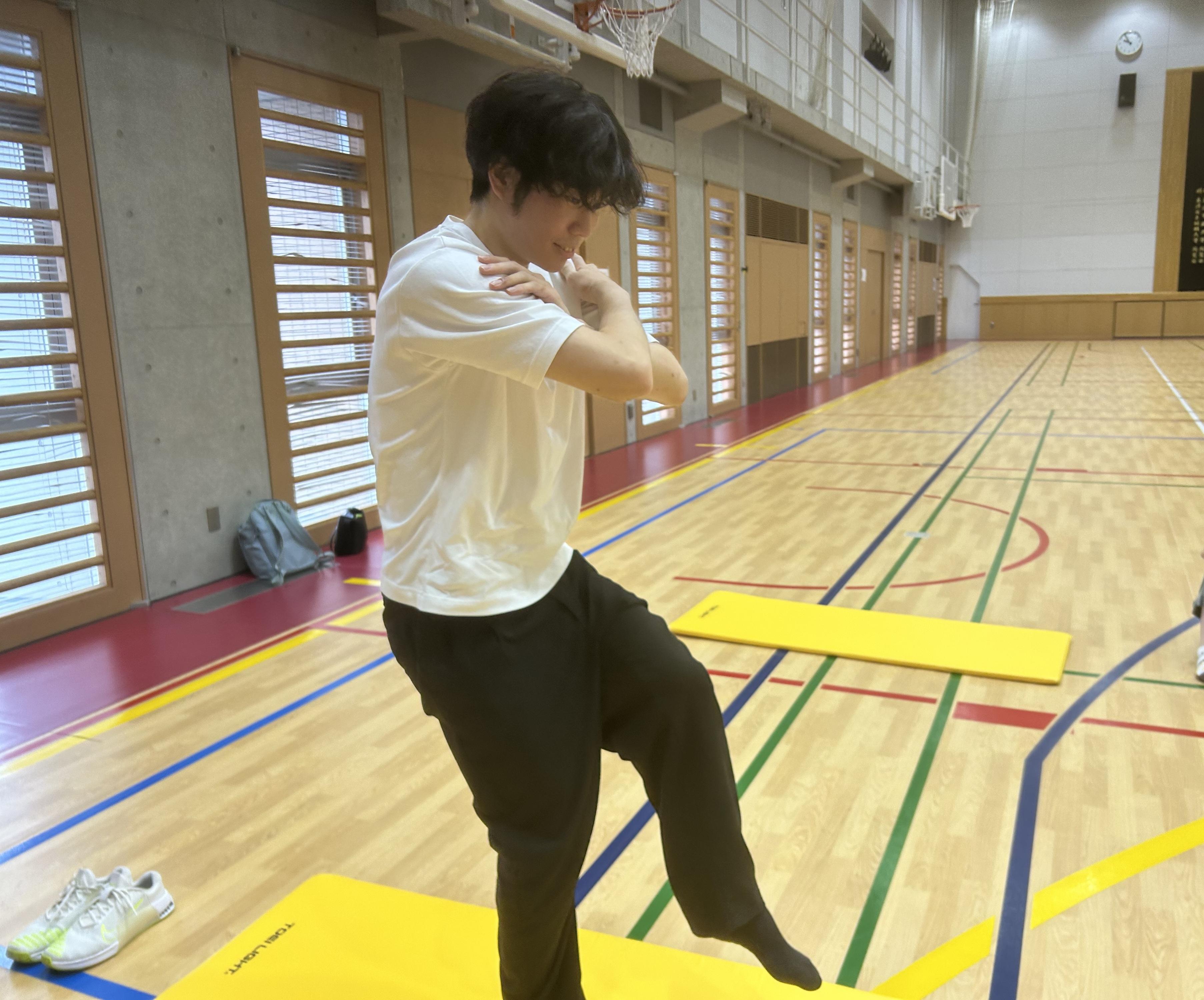片足立ち③